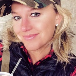 Meet your Posher, Ashlie